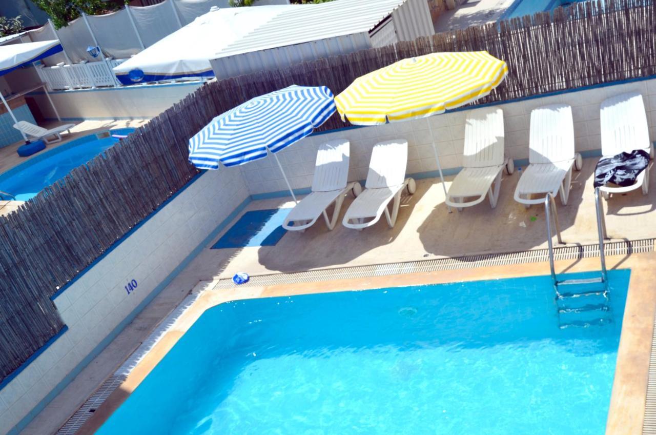 Cemre Otel Antalya Bagian luar foto