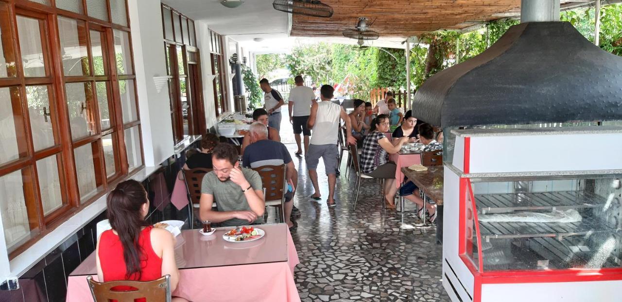 Cemre Otel Antalya Bagian luar foto