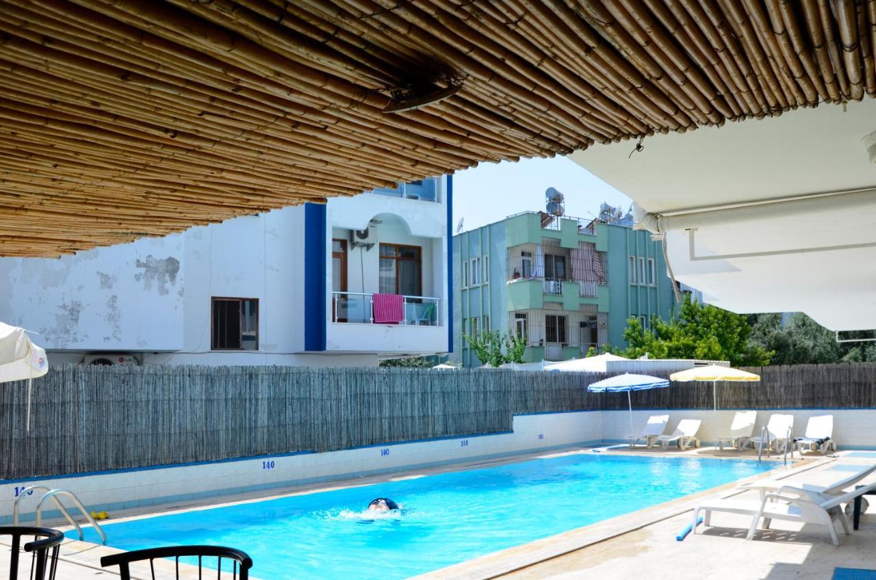 Cemre Otel Antalya Bagian luar foto